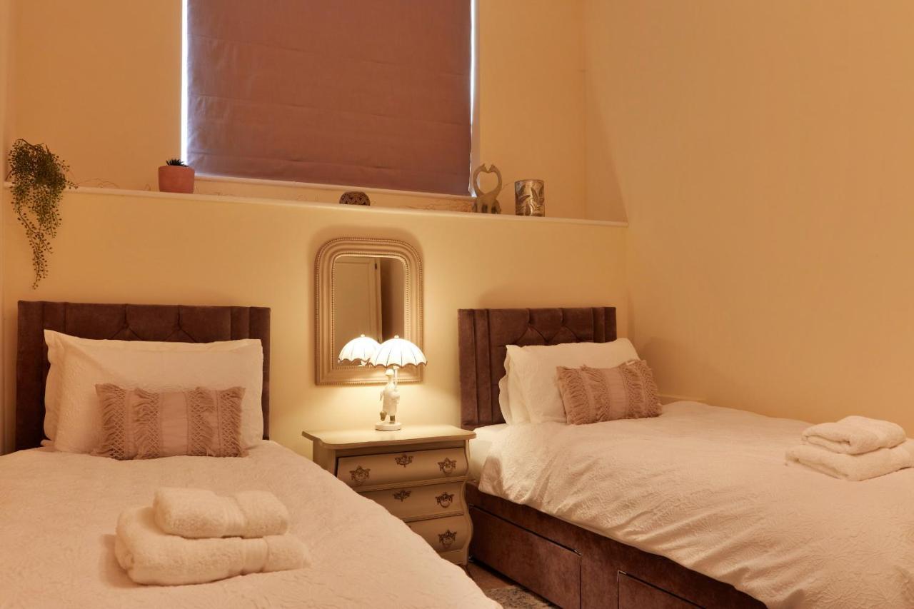 Finest Retreats - Olde Englishe Flat 10 マトロック エクステリア 写真